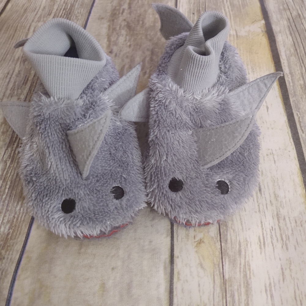 L.L. Bean Shark slippers Size 9/10